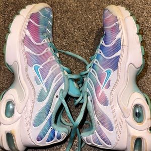 Nike air max size 5y decent condition